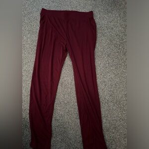 NWT Catherine Malandrino Burgandy slacks.   Size M